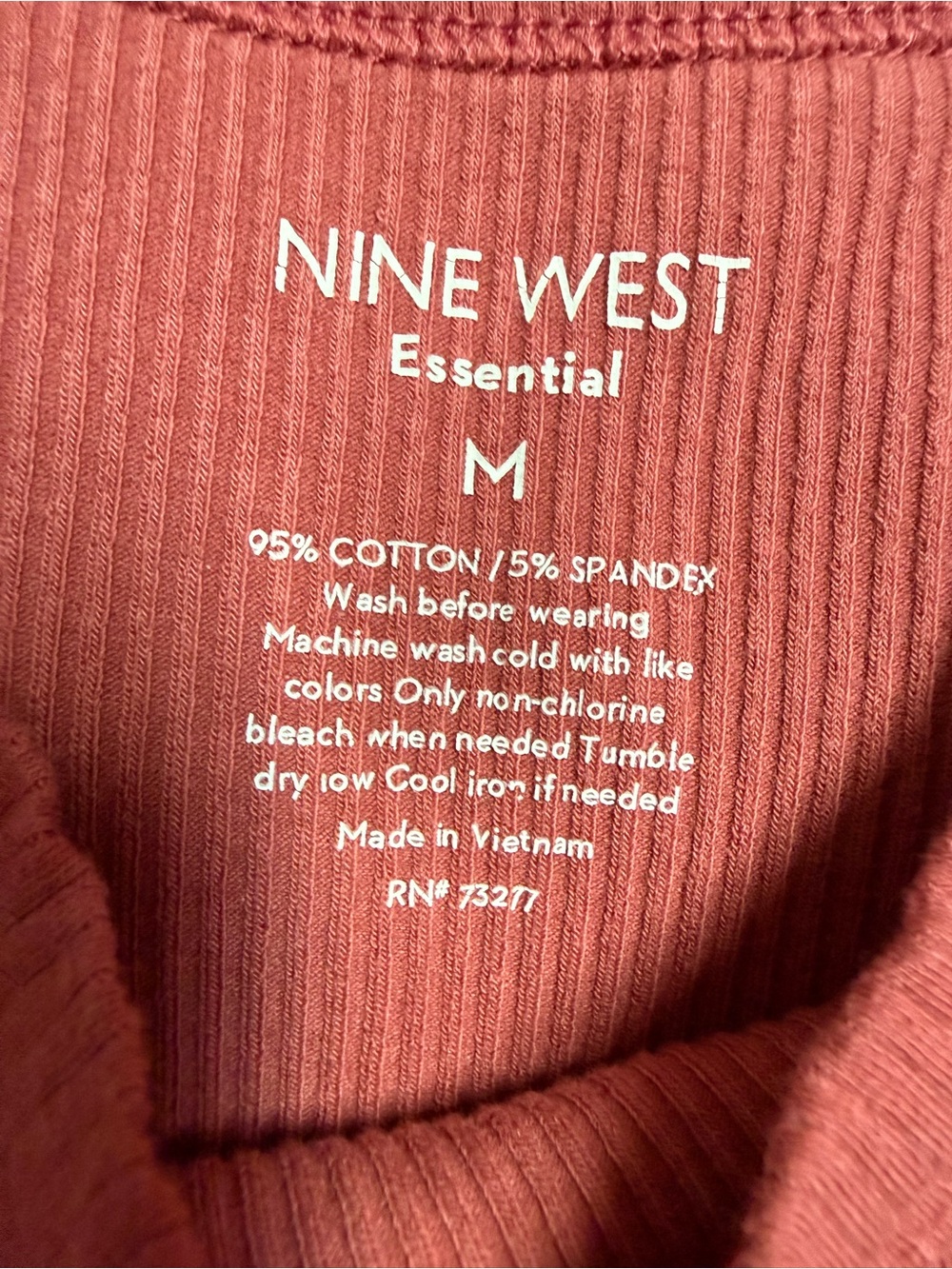 Nine West Ribbed Tank Tops in Black, Pink & Royal Blue & 1 Maurice’s tank size M - Picture 3 of 5